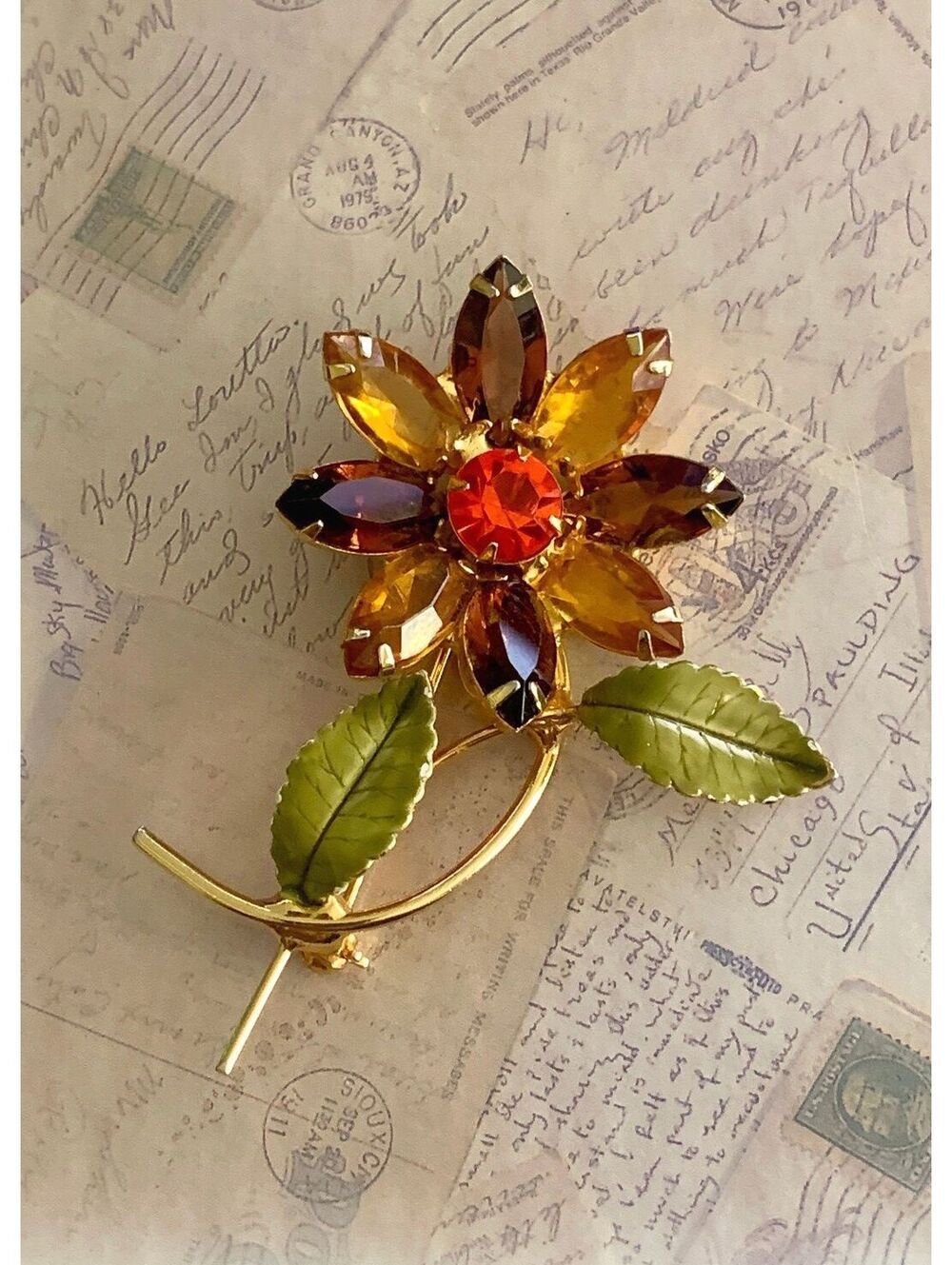 Vintage Sparkling Amber & Gold Flower Brooch Pin with Leaf Detail